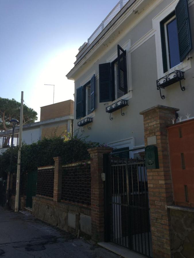 Willa La Terrazza Sul Mare Santa Marinella Zewnętrze zdjęcie