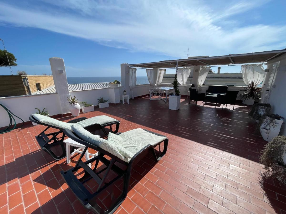 Willa La Terrazza Sul Mare Santa Marinella Zewnętrze zdjęcie